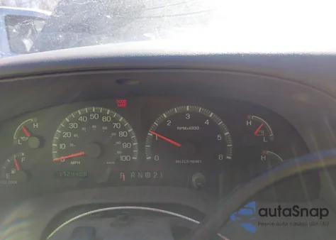 2002 Ford F-150 Lariat/Xlt из США, поврежденный, VIN 1FTRW08L62KD36862